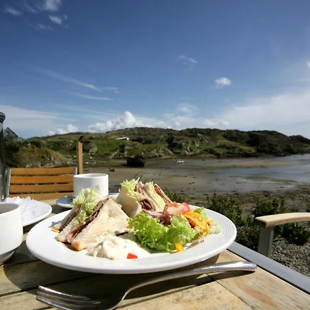 House Hotel Inishbofin