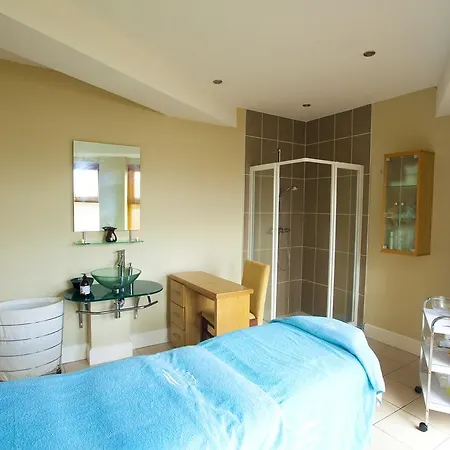 House 3*