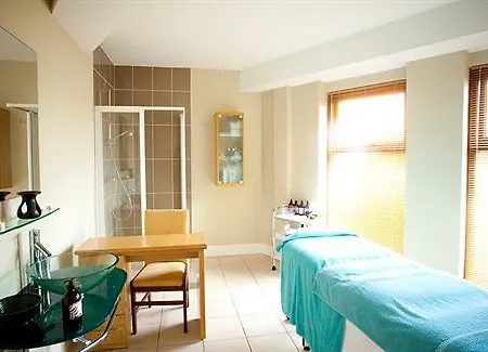 House 伊尼什博芬